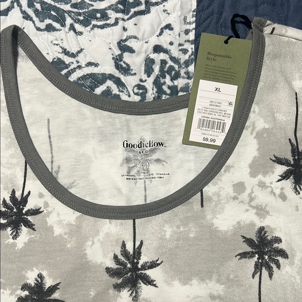Goodfellow & Co Gray Tank Top with Palm Design